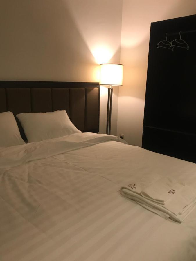 Najran Hotel Екстер'єр фото